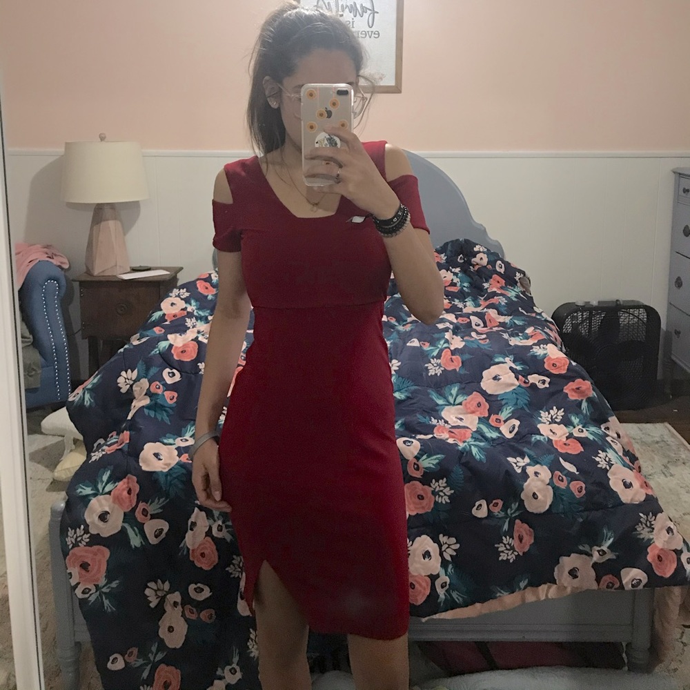 ❌SOLD❌ Express Red Dress